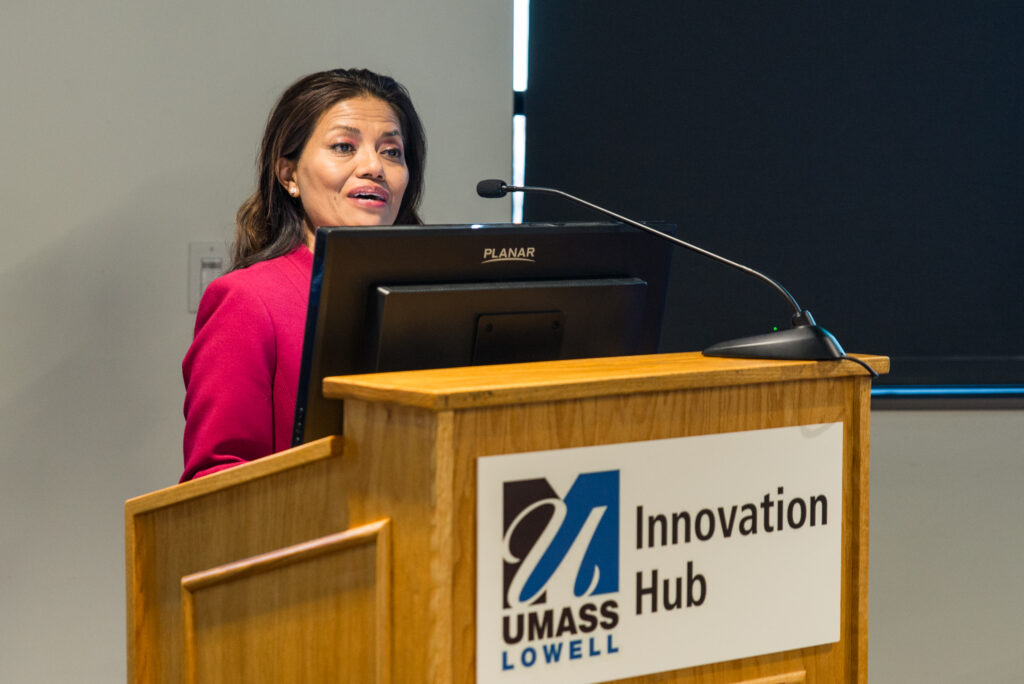 Rep. Vanna Howard speaks at Connecting with Economic Development Opportunities for Hardware Startups at the UMass Lowell iHub.