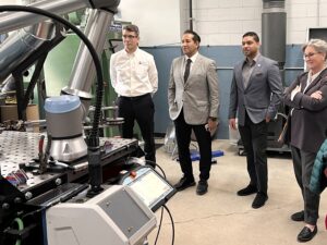 Tour of Advance Welding featuring Representative Ramos and Representative Gonzalez