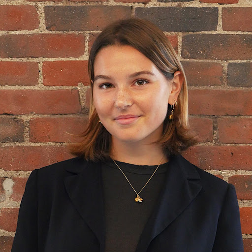 Erin Mulligan headshot